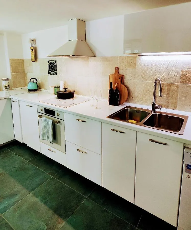 Villa Nada: Beachside Oasis with Sauna and Hot Tubs Omisalj