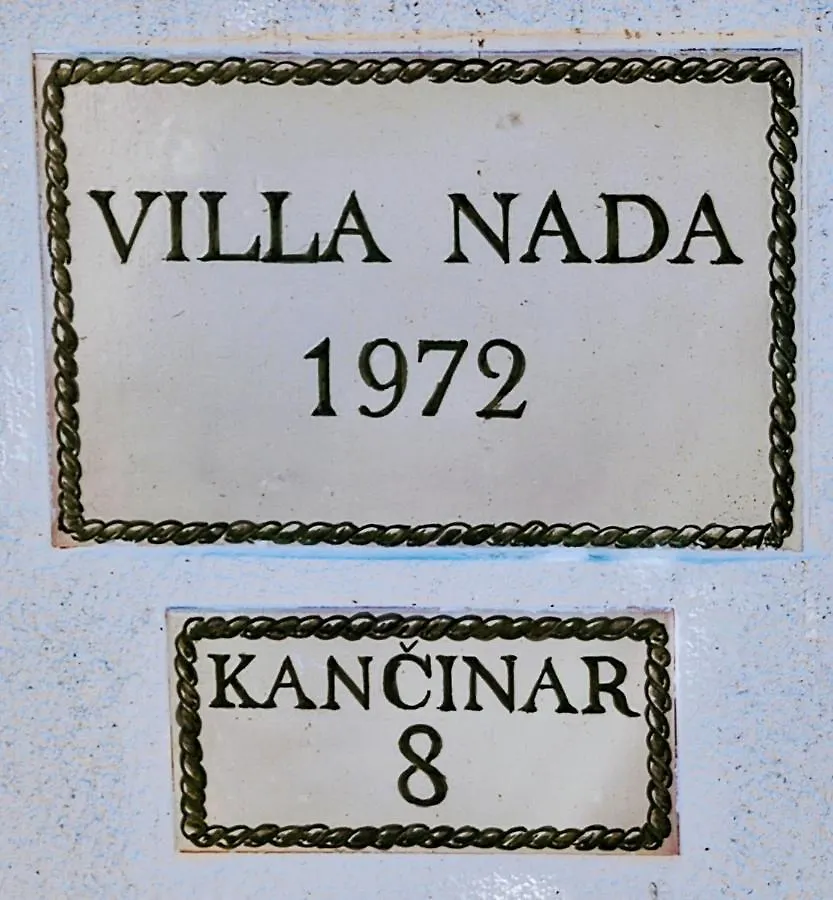 Villa Nada: Beachside Oasis with Sauna and Hot Tubs Omisalj Croatia