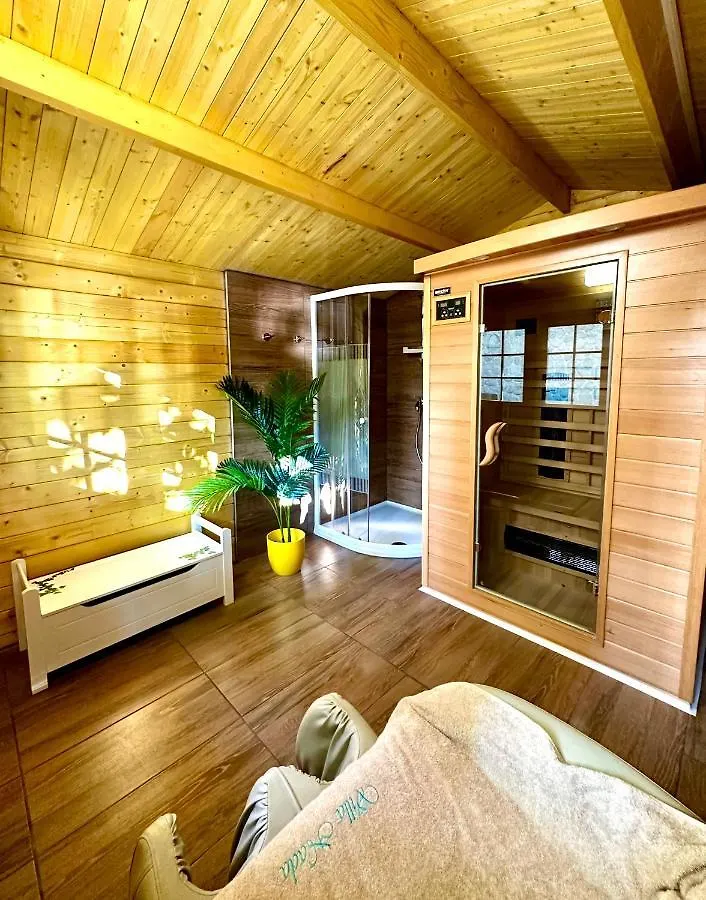 Villa Nada: Beachside Oasis with Sauna and Hot Tubs Omisalj